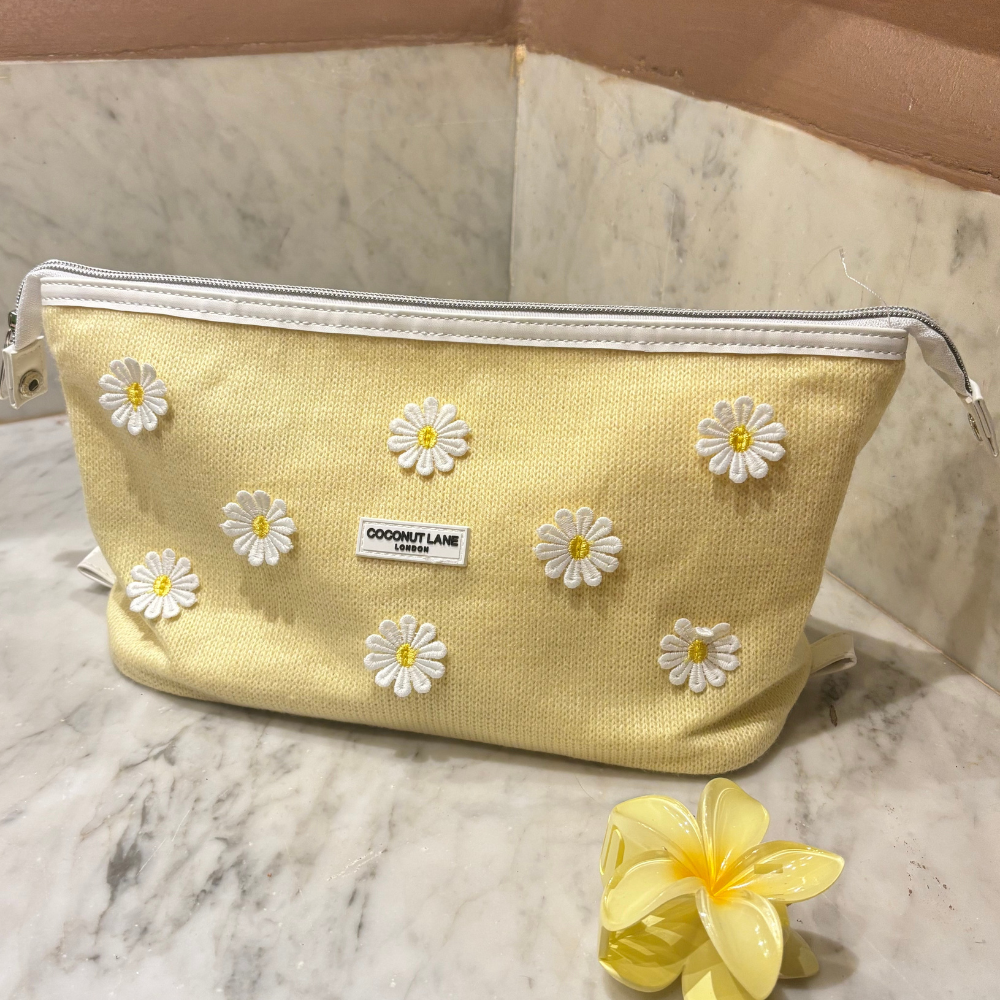 Magic Lifestyle Pouch - Buttercup Bloom