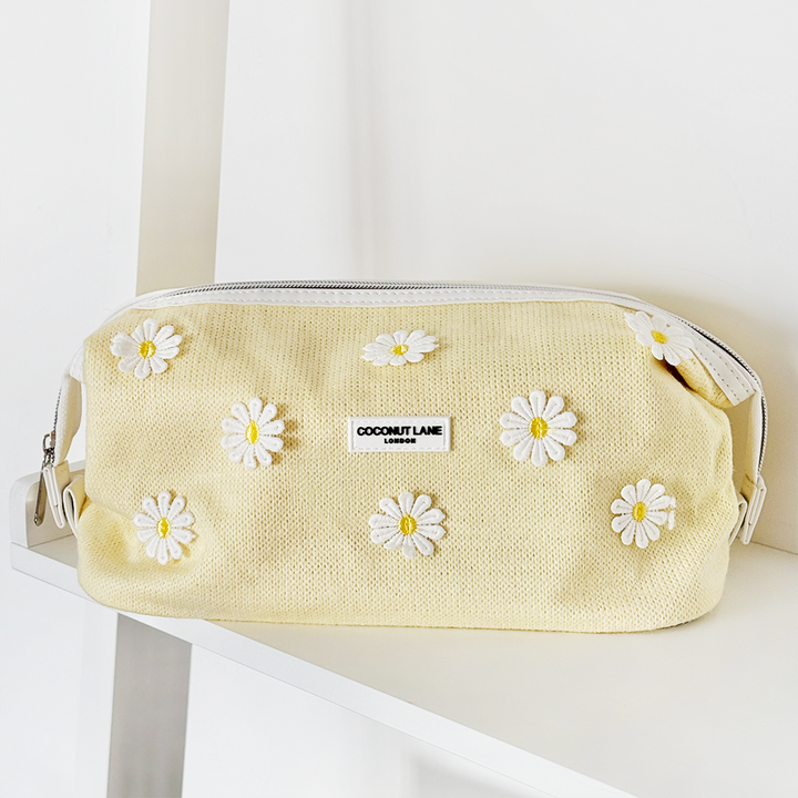 Magic Lifestyle Pouch - Buttercup Bloom
