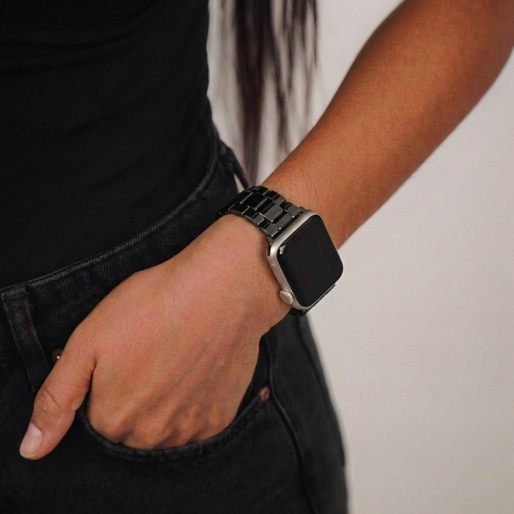 Luxe Black Apple Watch Strap