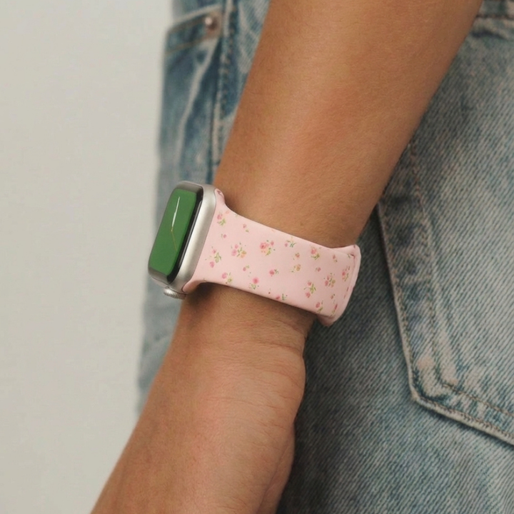 Ditsy Floral Pink Apple Watch Strap